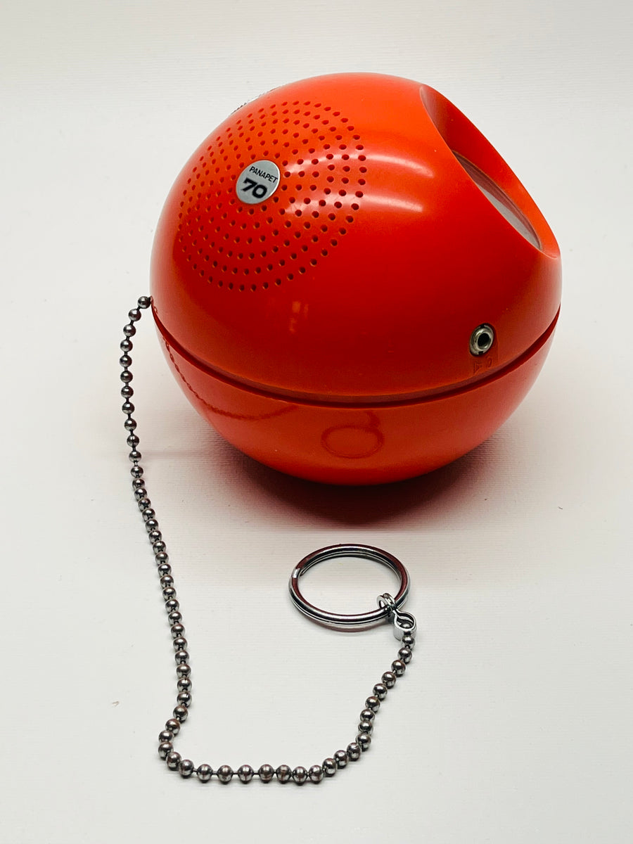 Panasonic Red Ball Radio Pinecone+Chickadee