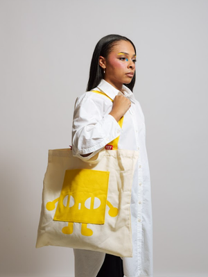 KIIRO: Large Pocket Tote Bag
