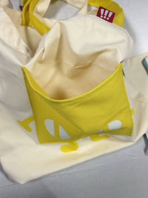 KIIRO: Large Pocket Tote Bag