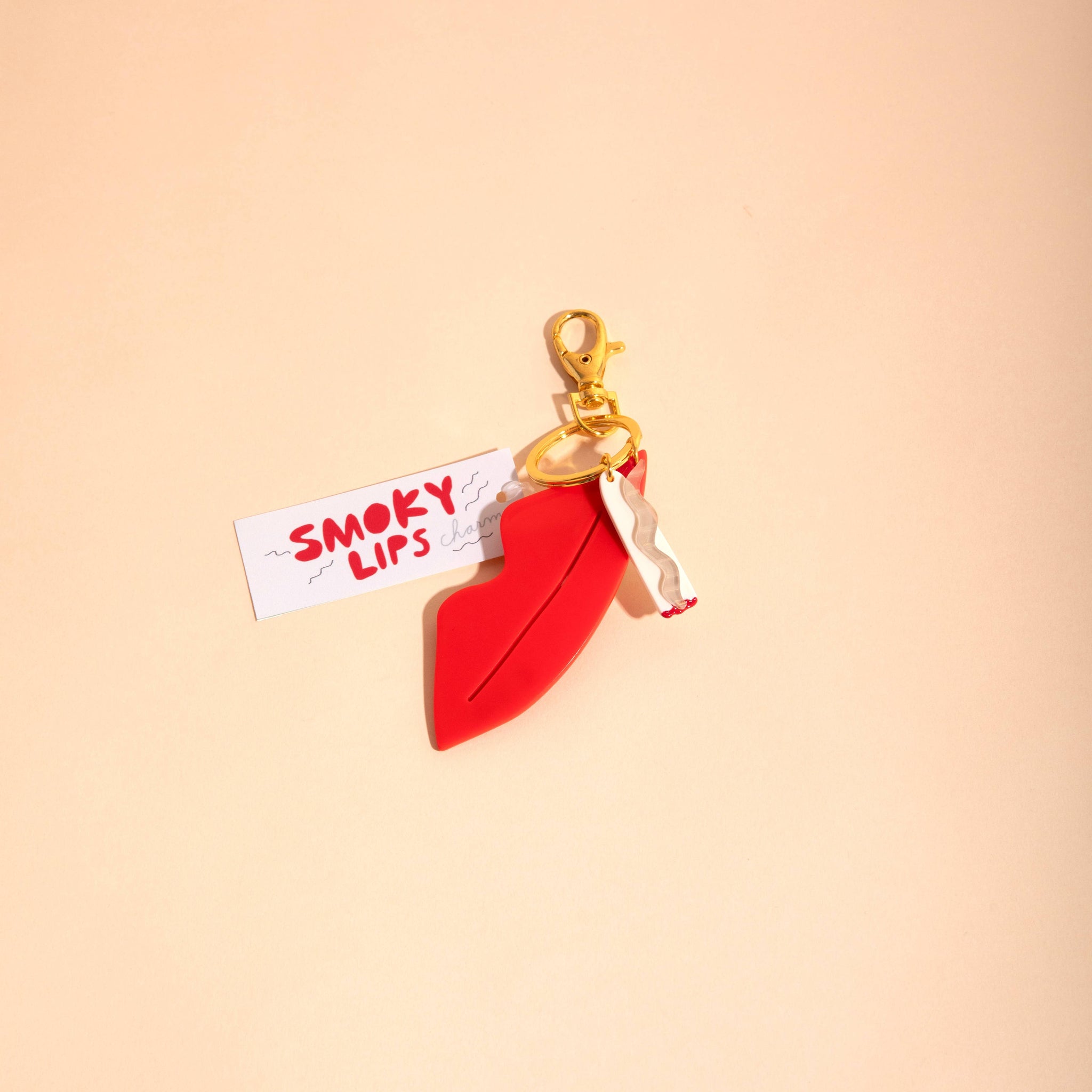 Smoky Lips Charm