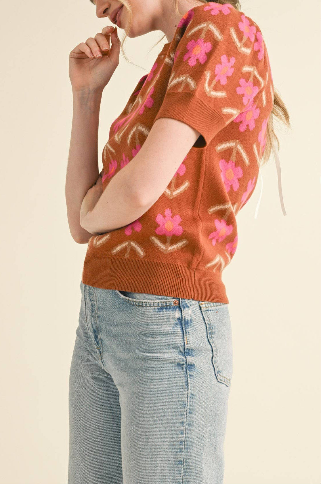 Short Sleeve Floral Sweater