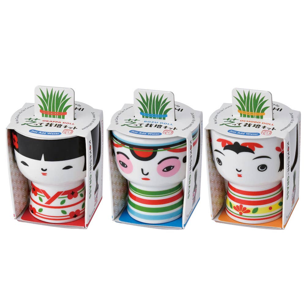 Kokeshi Green – Pinecone+Chickadee