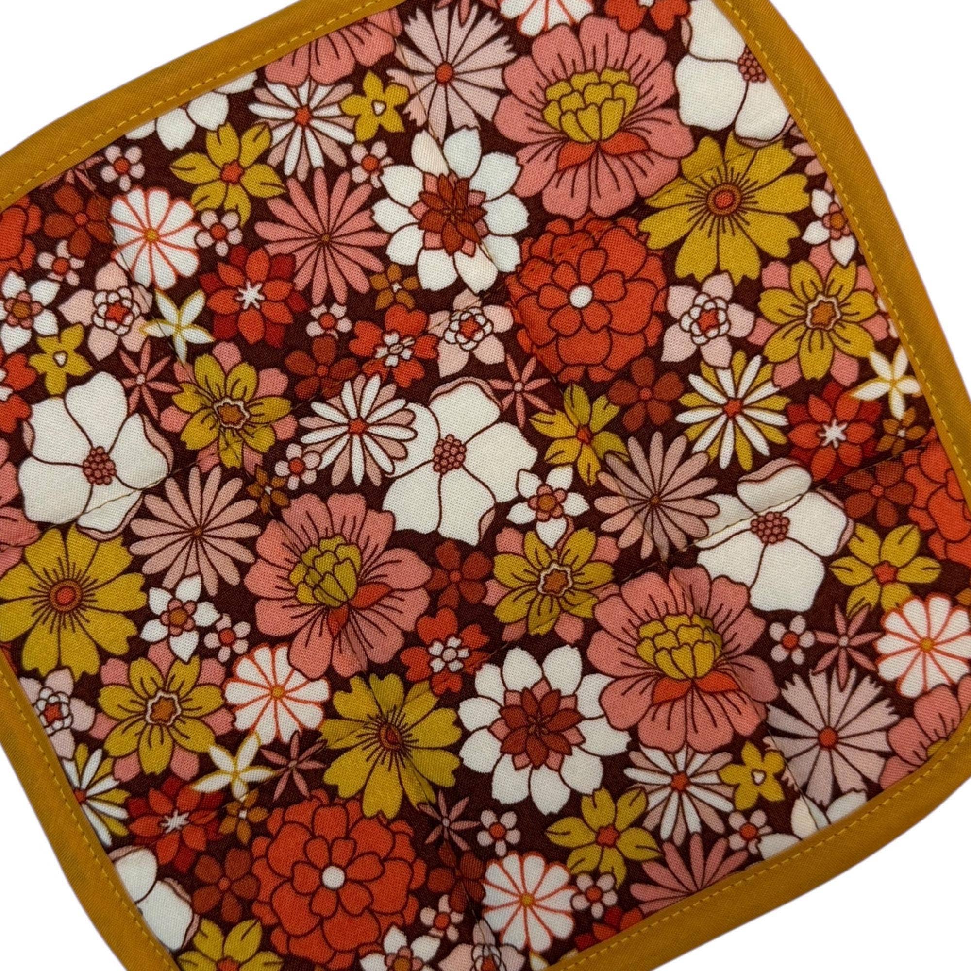 Sunburst Blooms Pot Holder