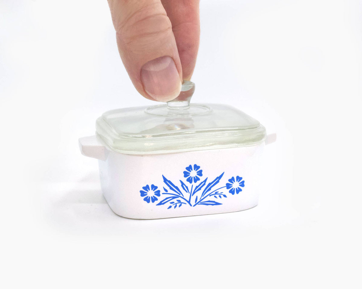 Mini Cornflower Trinket Box – Pinecone+Chickadee