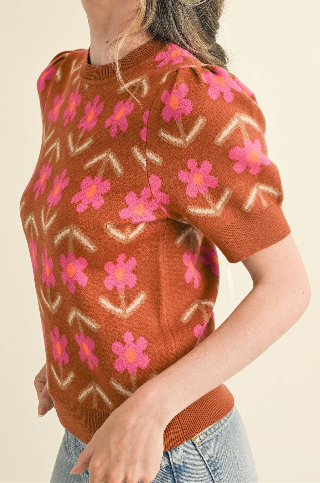 Short Sleeve Floral Sweater