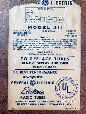 Vintage AM Tube Radio