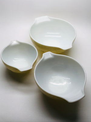 Pyrex Bowls Set of 3