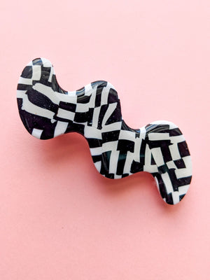 Static Age Squiggle Hair Clip