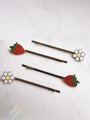 Strawberry & Daisy Bobby Pin Set